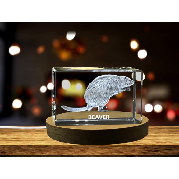 Unique 3D Engraved Crystal with Beaver Design - Perfect Gift for Animal Lovers