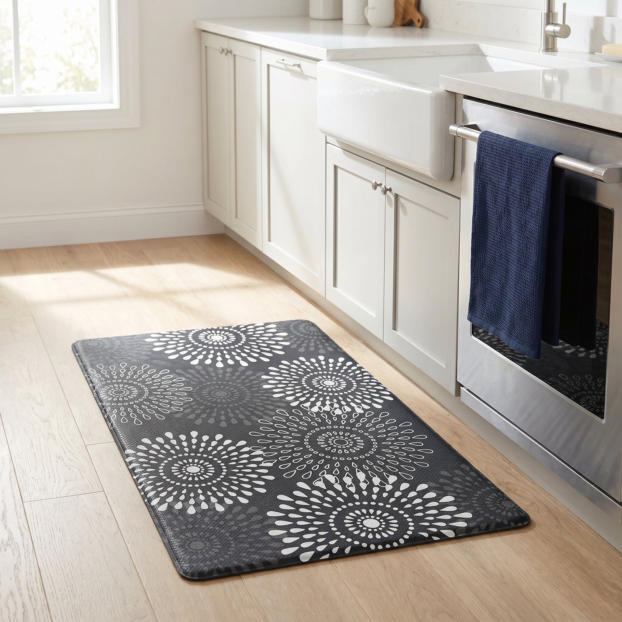 Unique Bargains Cushioned Waterproof Non-Slip Standing Mat Black 30" x 17"
