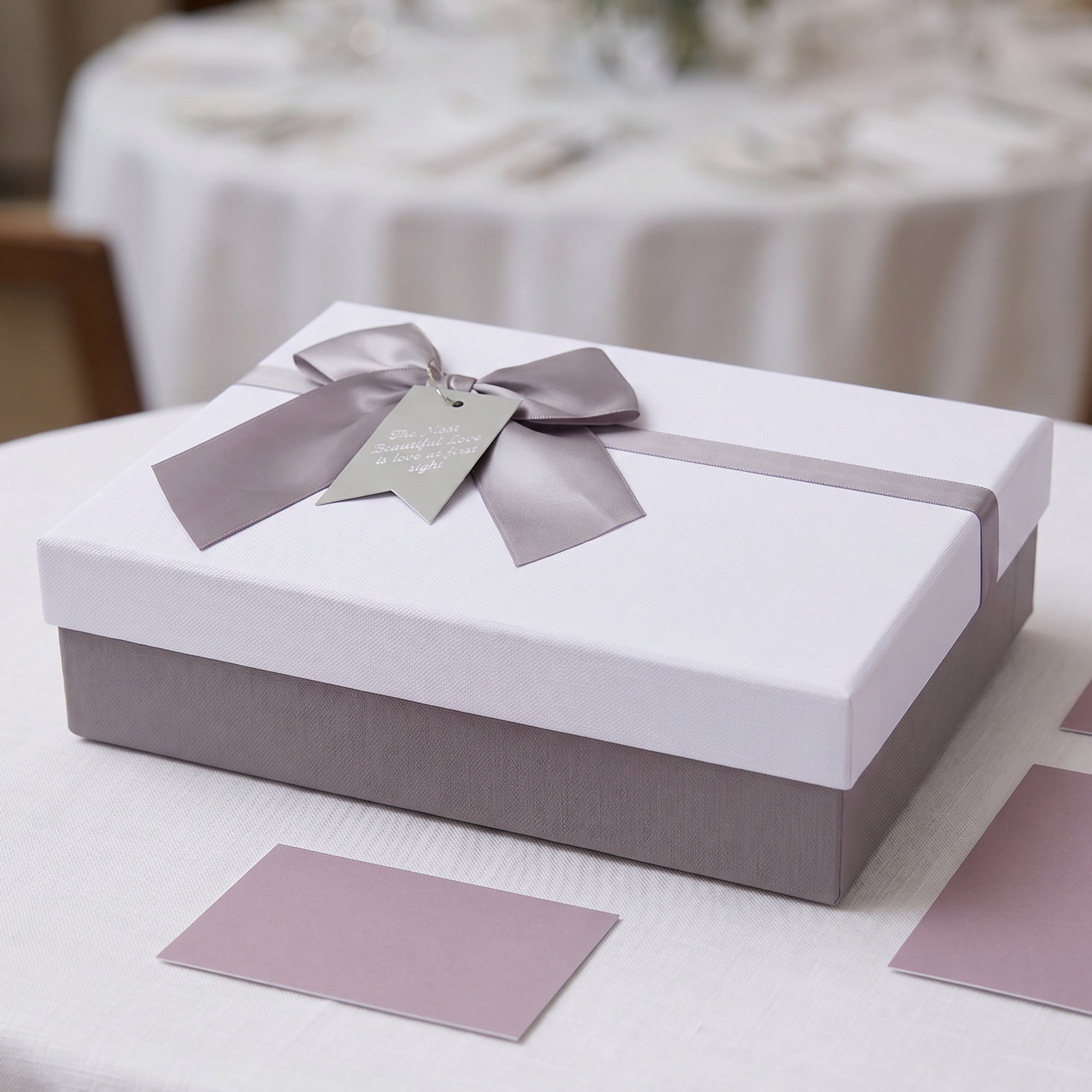 Unique Bargains Elegant Gift Box with Textured Finish White 9.1" x 6.3" x 2.4"