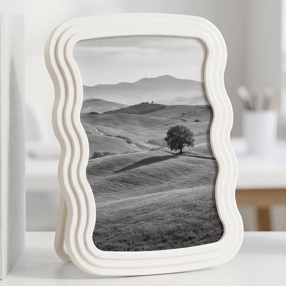 Unique Bargains Wavy Picture Frame Cute Scalloped Plastic Photo Frame White 4" x 6"