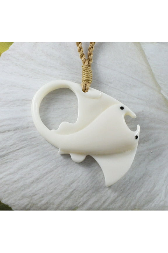 Unique Beautiful Hawaiian Large Manta Ray Necklace, Hand Carved Buffalo Bone Manta Ray Necklace, N9413 Birthday Gift, Island Jewelry