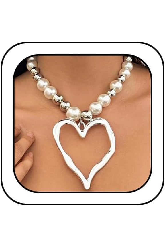 Unique Big Chunky Gold Heart Beads Necklace for Women, Charm Large Thick Hollow Love Heart Pendant Beaded Chain Choker Necklaces Party Y2K Jewelry Gift