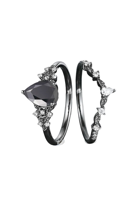 Unique Black Stone Floral Rings Alloy Construction Comfortable Daily Wear Jewelry Available In 5 Sizes