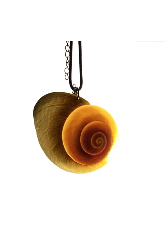 Unique Glowing Seashells Necklace Pendant with Sturdy Rope Chain String Choker for Trendy Accessorizing Daily Use