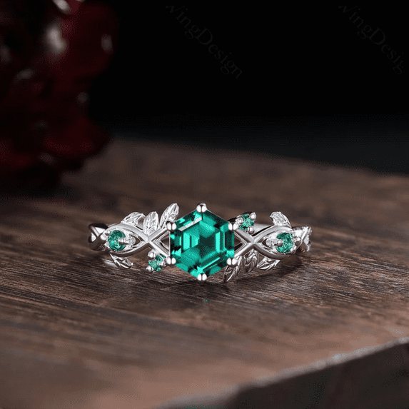 Unique Hexagon Cut Emerald Ring in 925 Sterling Silver - Nature inspried Bridal Engagement Wedding Ring - May Birthstone