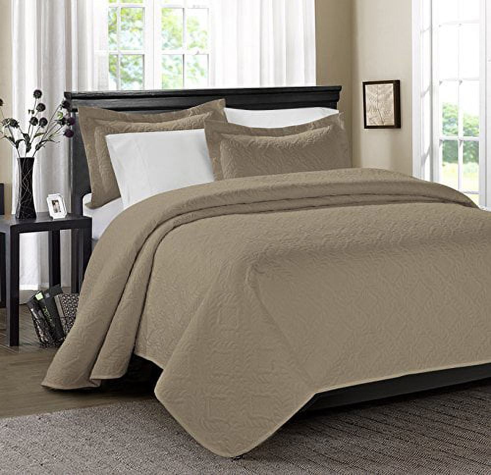 Unique Home 3 Piece ESTANCIA Ultrasonic Embossed Bed In A Bag Clearance