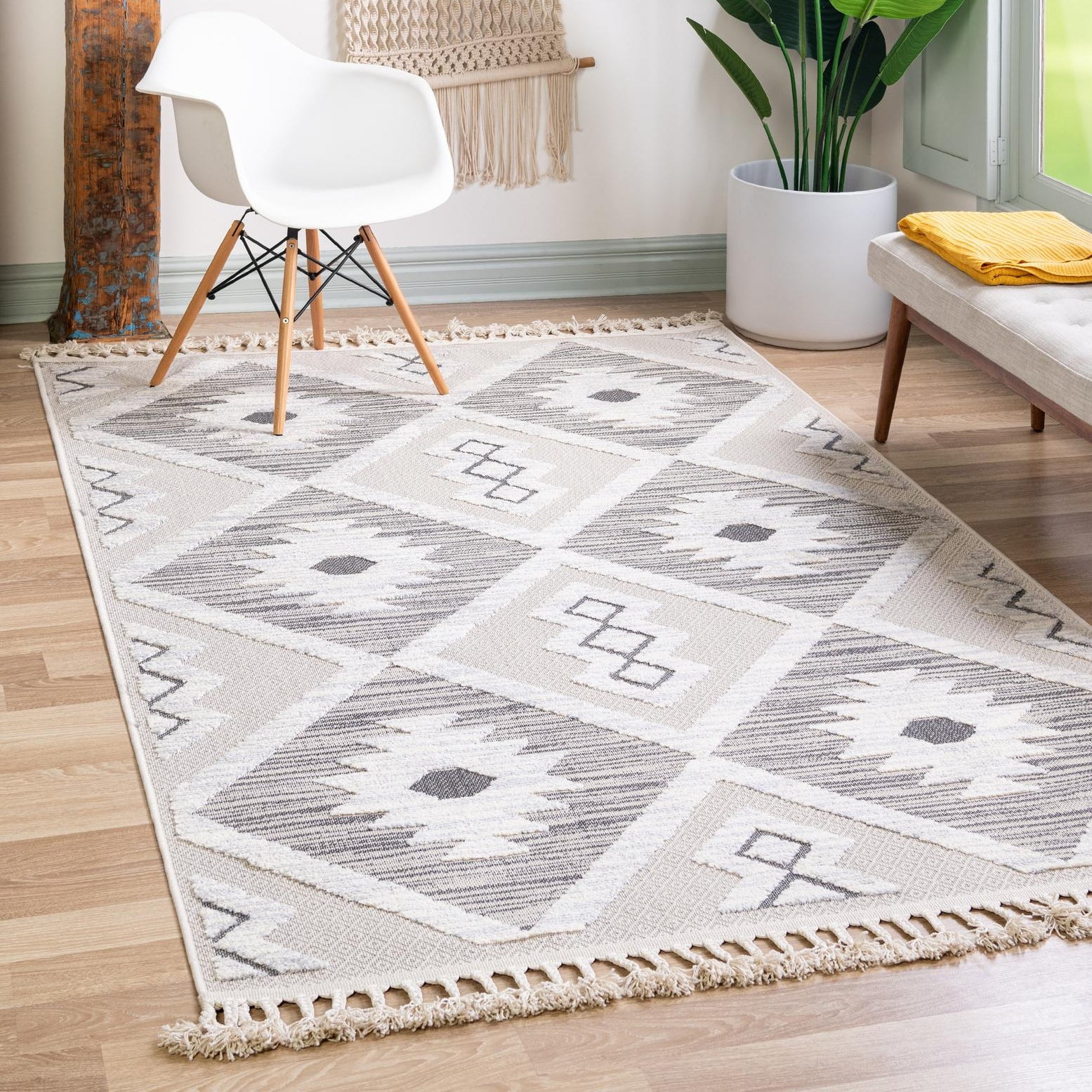 Ivory Geometric Braided 4' x 6' Synthetic Area Rug