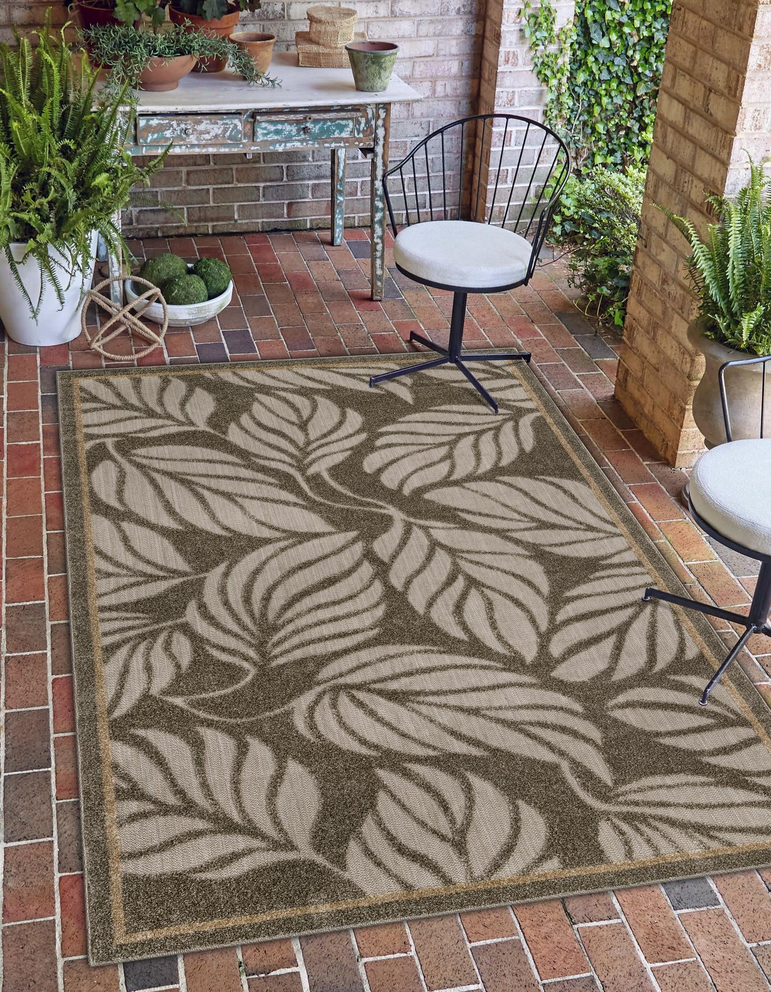 Unique Loom Augusta Indoor/Outdoor Botanical Rug Gray/Beige 8' x 10