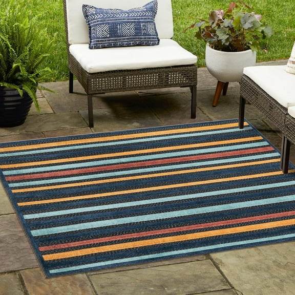 Unique Loom Belize Outdoor Collection Area Rug - Altun (5' 3" Square Charcoal/Light Blue)