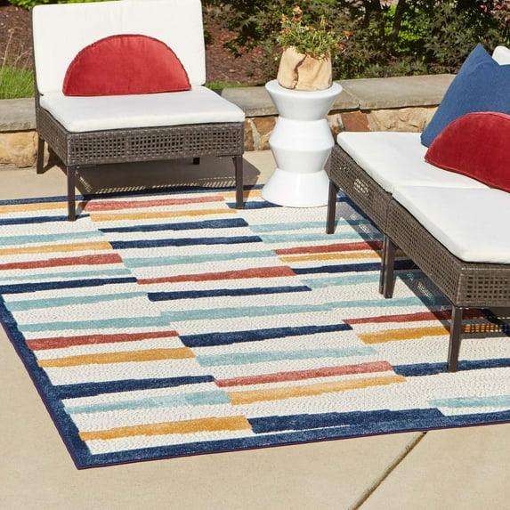 Unique Loom Belize Outdoor Collection Area Rug - Lamanai (7' x 10' Rectangle Ivory/Navy Blue)