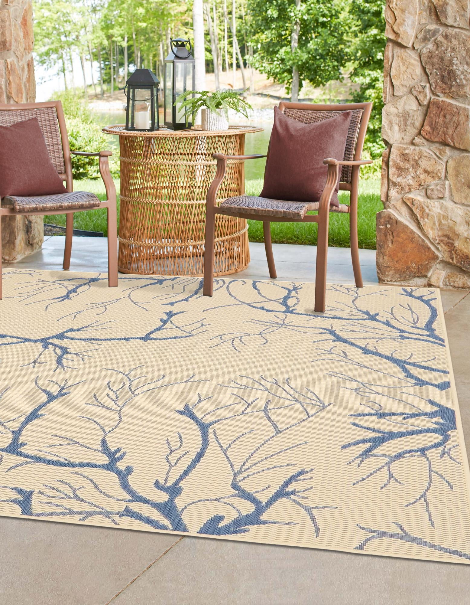 Easy-Care Beige & Blue Square Outdoor Rug - Stain-Resistant Synthetic