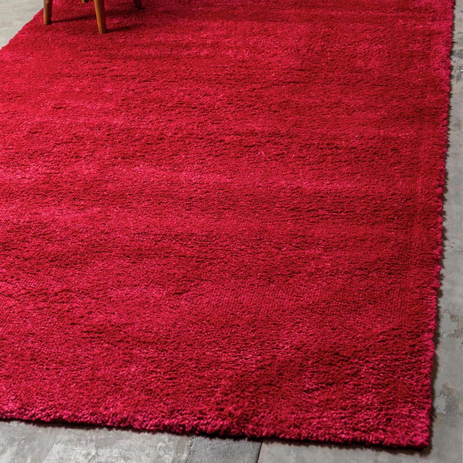 Calabasas Chic Red Rectangular Indoor Shag Rug, 3x5 ft
