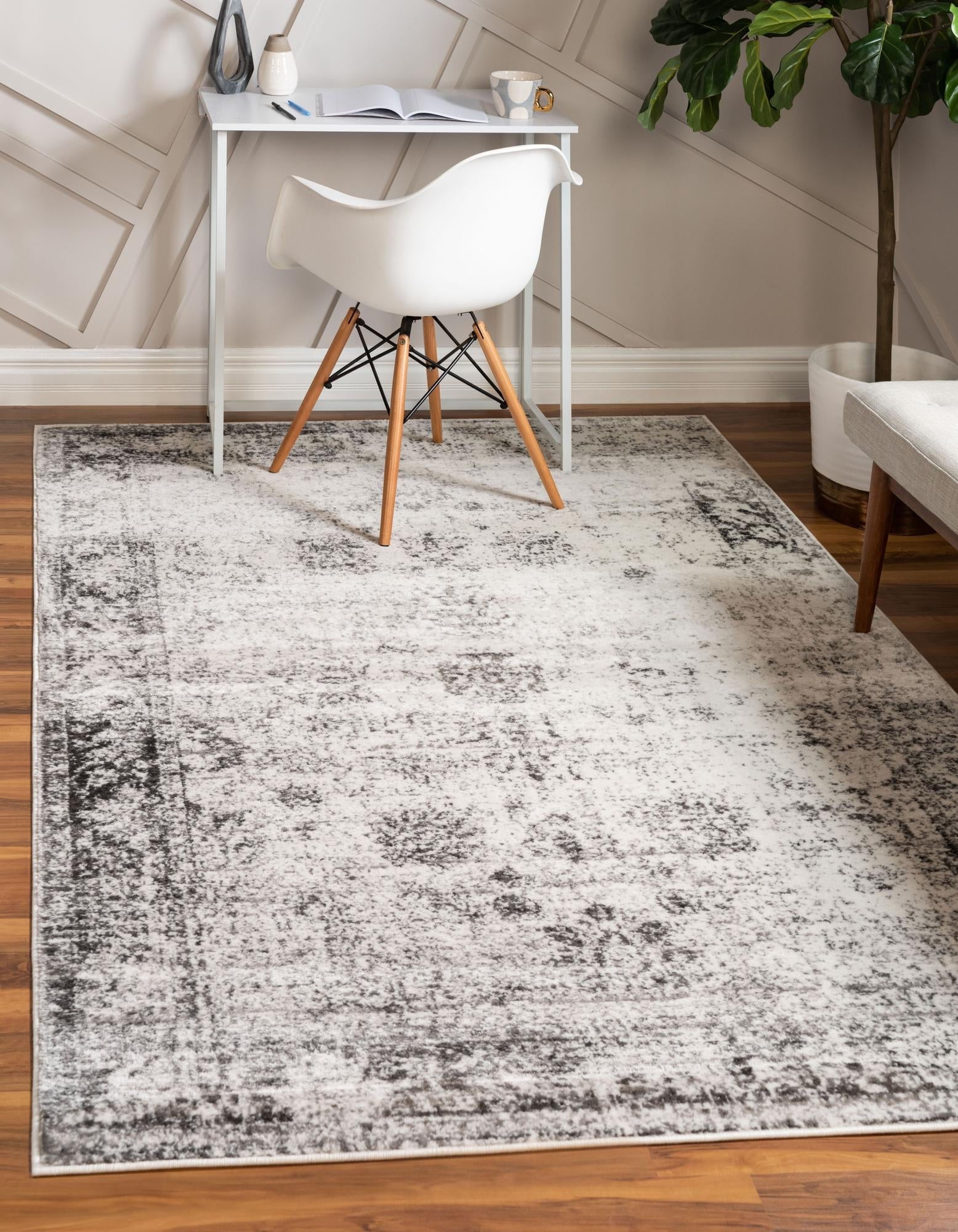 Casino Sofia Chic Gray Rectangular Indoor Rug - 8' x 10'