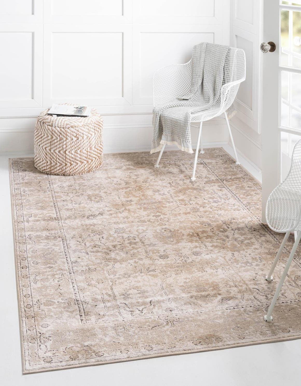 Ivory and Gray Geometric Low-Pile Indoor Area Rug