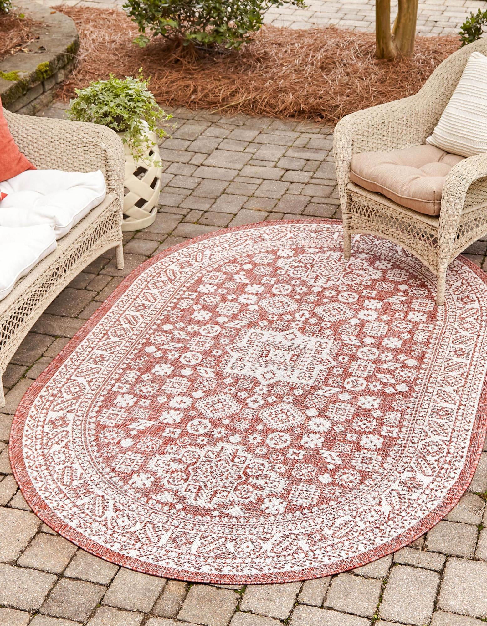 https://i5.walmartimages.com/seo/Unique-Loom-Chalca-Indoor-Outdoor-Aztec-Rug-Rust-Red-Ivory-3-3-x-5-3-Oval-Border-Tribal-Perfect-For-Patio-Deck-Garage-Entryway_c9196646-d70f-46e2-85b7-be15897425eb.49fa91a7c5f5f7c36aeb2ce6880d72f2.jpeg