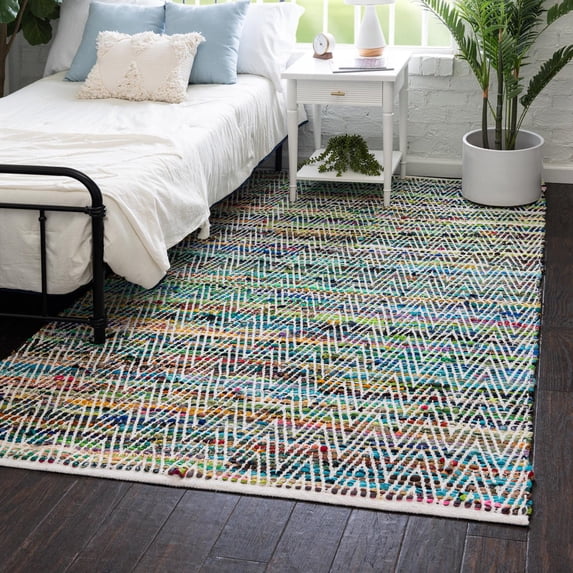 Unique Loom Chindi Chevron Collection Area Rug - Claire (4' 1" x 6' 1" Rectangle Green/Ivory)