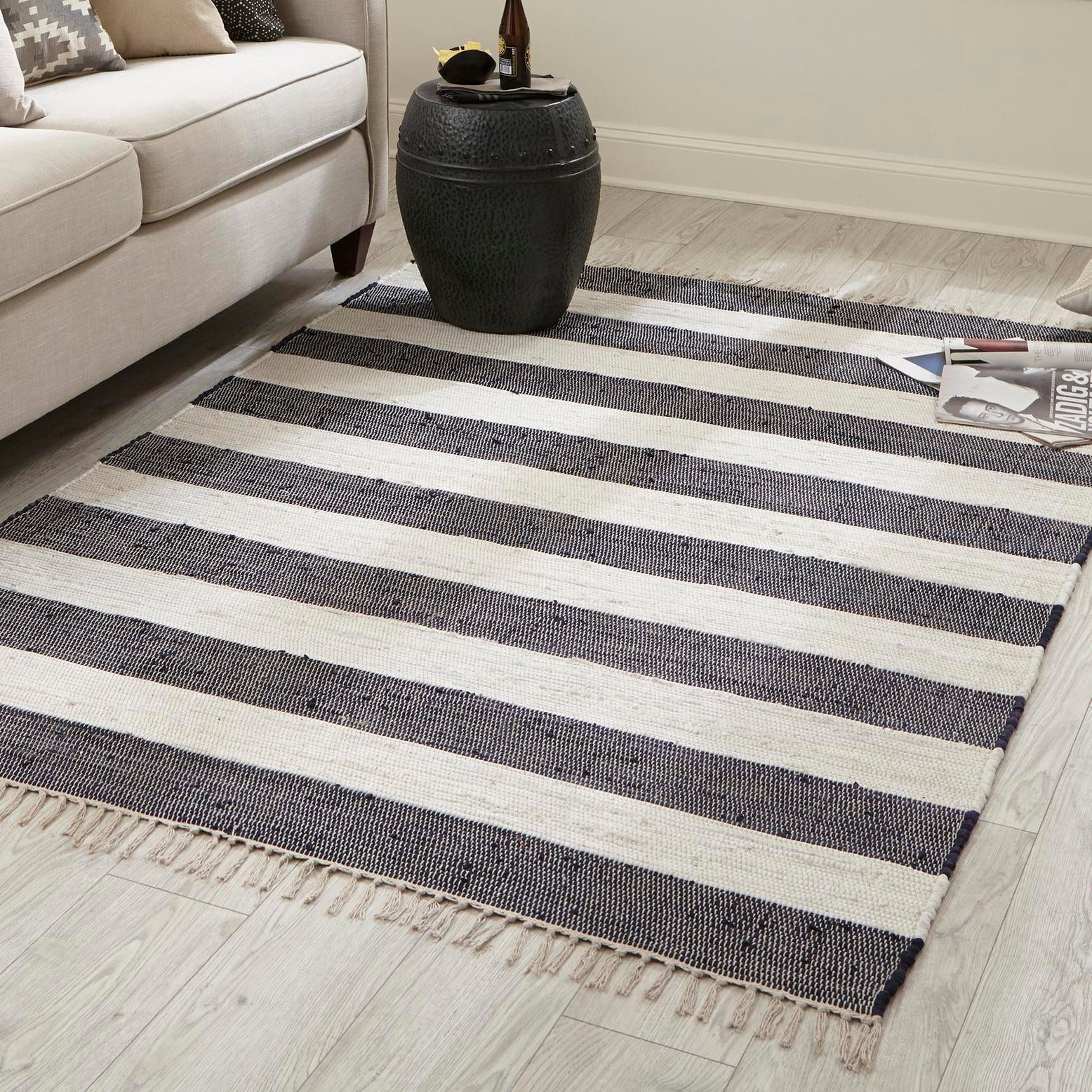 Handmade Navy Blue Stripe Braided 6' x 9' Rug