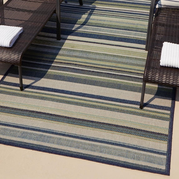 Unique Loom Baja Outdoor Collection Area Rug - Coronado (5' 3" x 7' 7" Rectangle Blue/Ivory)