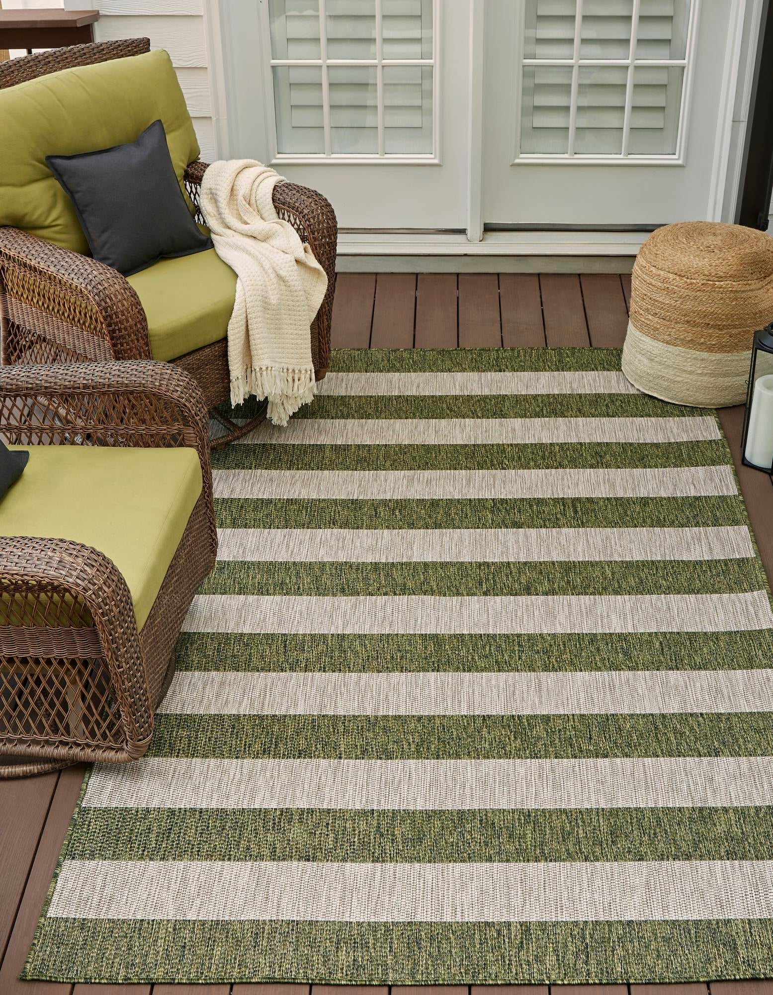 Green and Ivory 4' x 6' Stripe Synthetic Outdoor Rug
