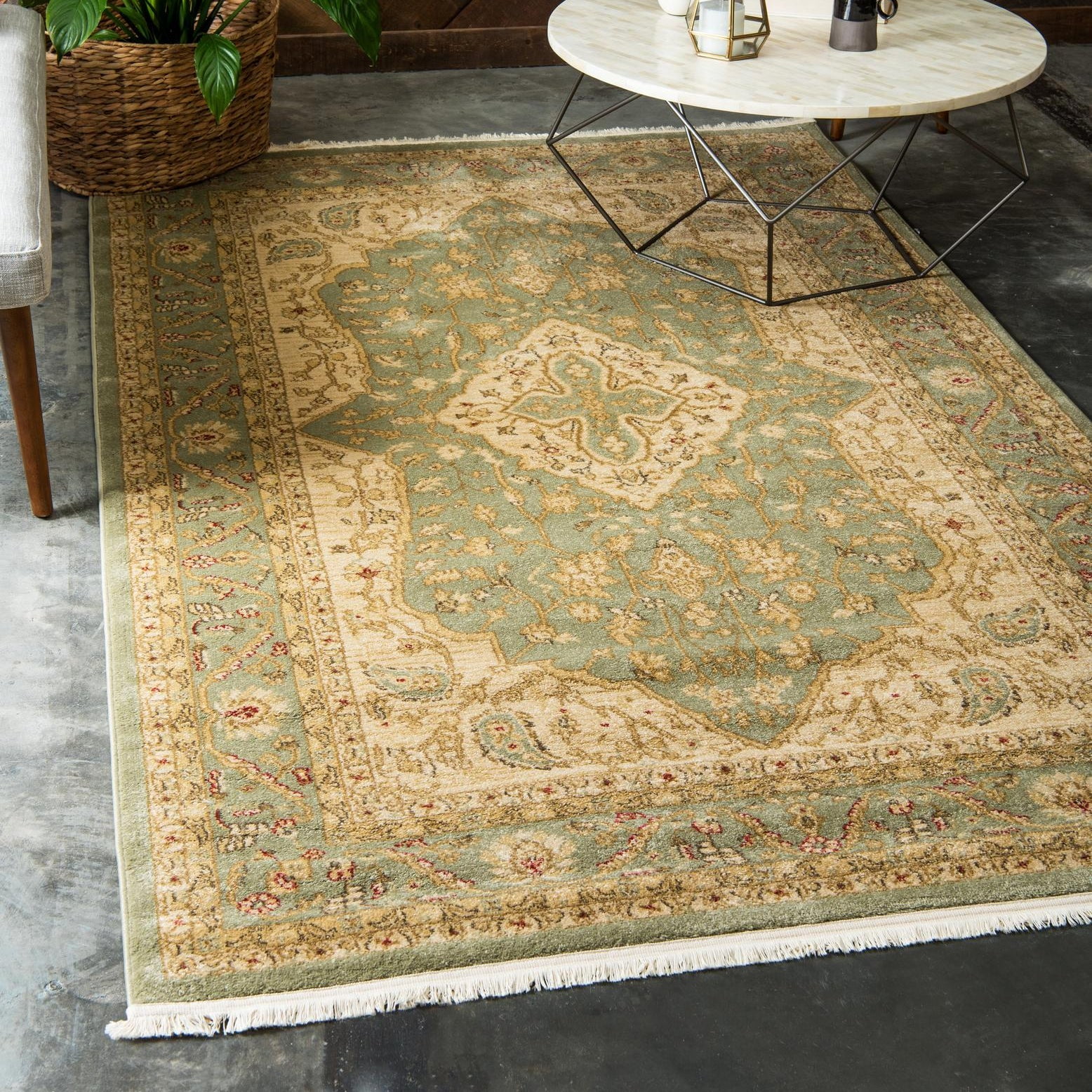 Elegant Light Green Floral Vine Synthetic 5'x8' Indoor Rug