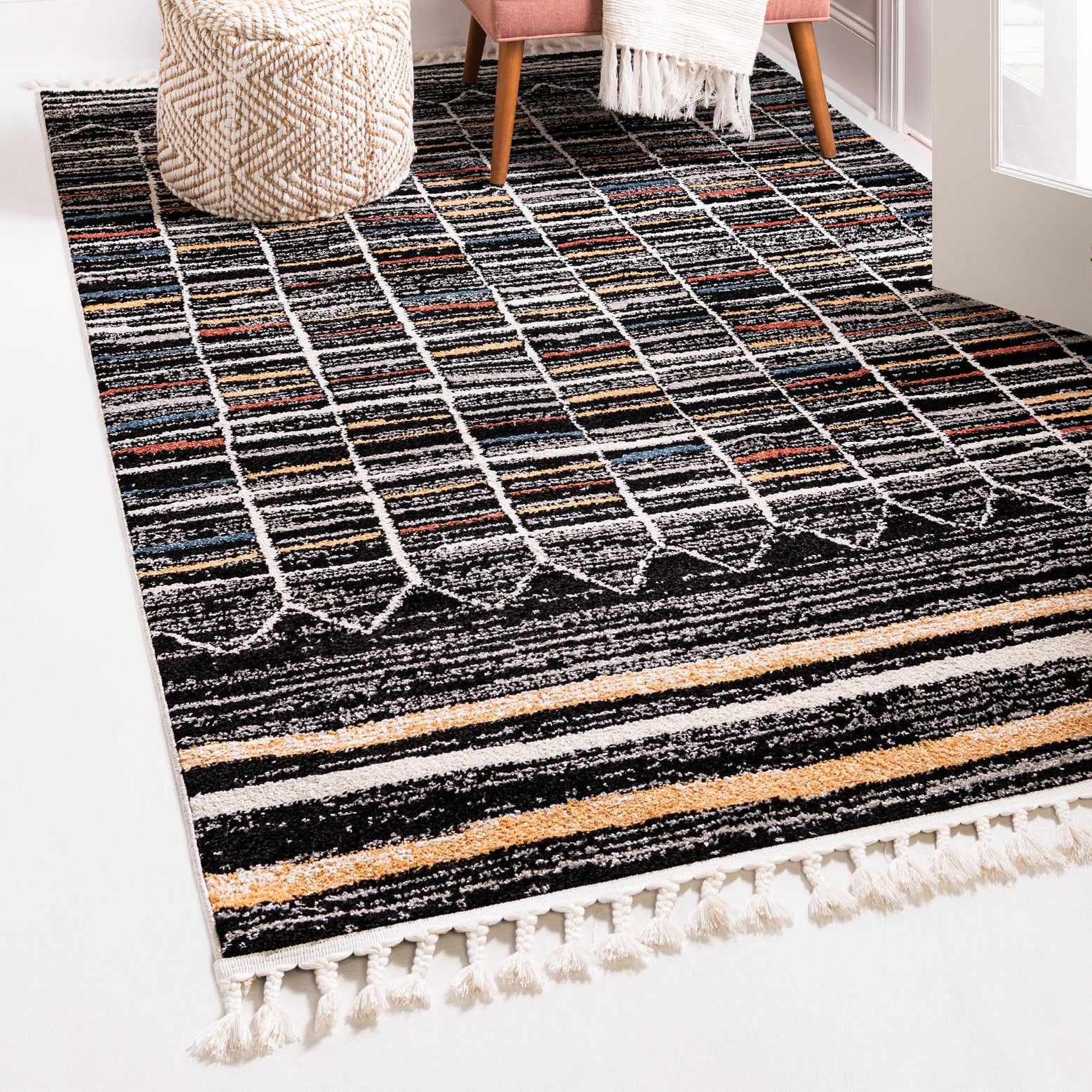 Black and Multi Geometric Braided Synthetic 4' x 6' Area Rug