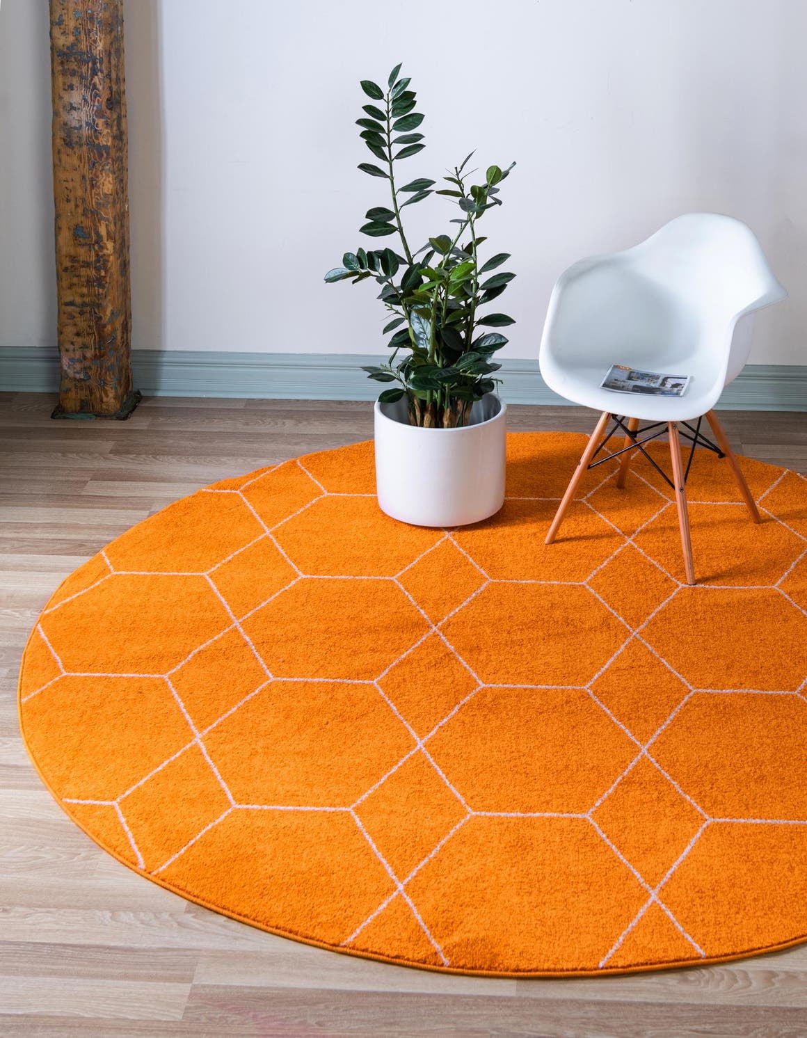 Unique Loom Geometric Trellis Frieze Rug Orange/Ivory 8' Round Trellis