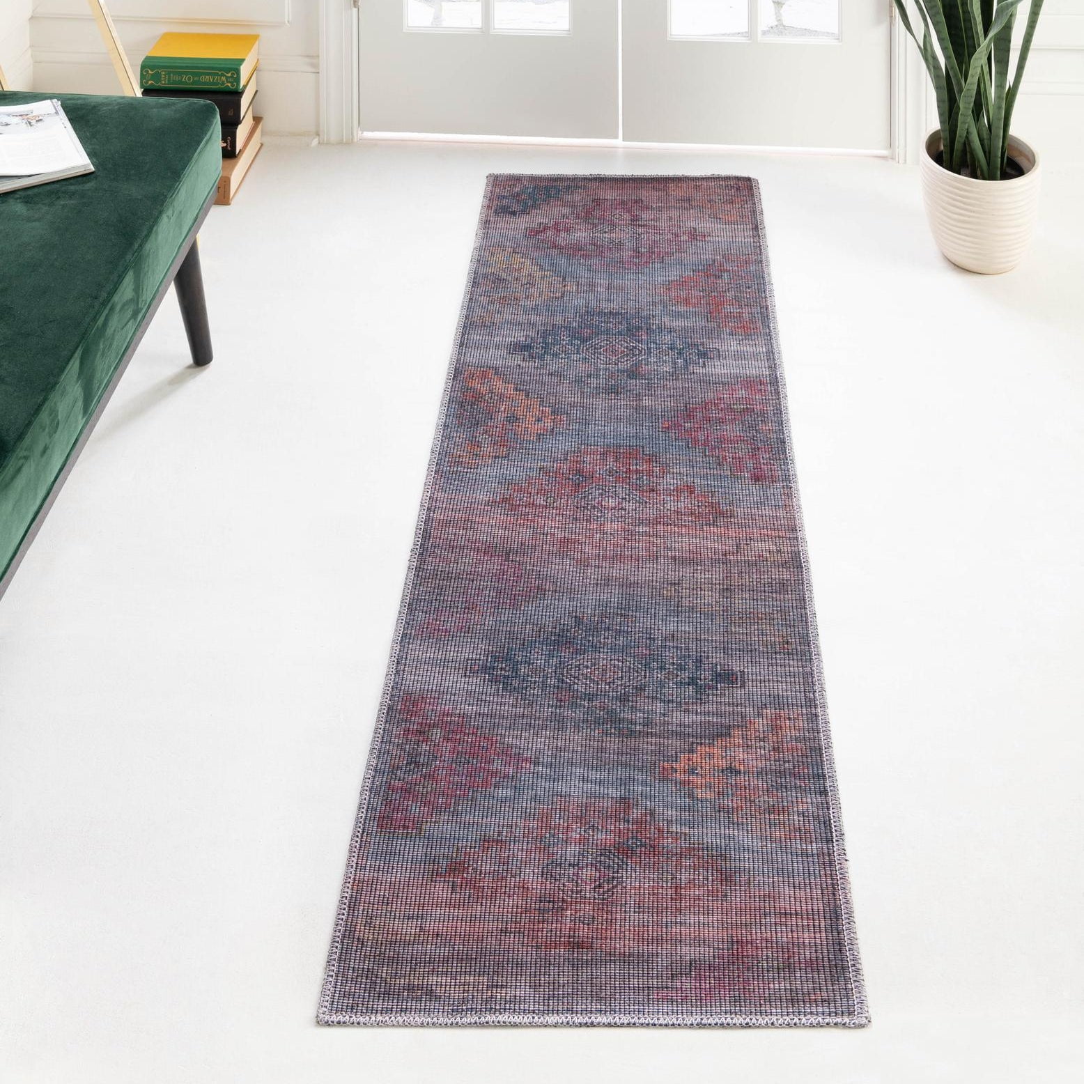 Unique Loom Sisu Collection Area Rug - Goa (2' x 7' 10" Runner Antique Blue/Gray)