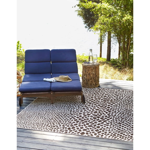 Jill Zarin Outdoor Collection Area Rug - Cape Town (13' 1" Square Black/Ivory)