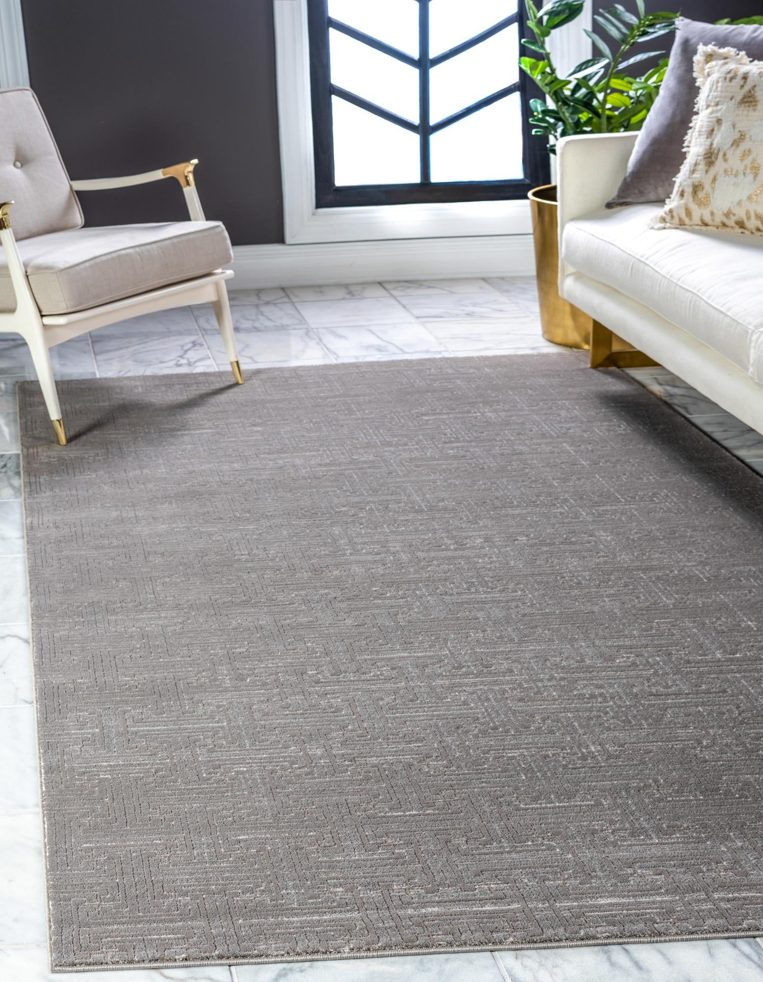 Gray Geometric 9' x 12' Stain-Resistant Synthetic Rug