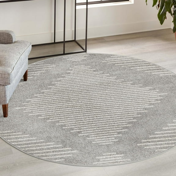 Unique Loom Kai Collection Area Rug - Warrior (4' Round Gray and Ivory)
