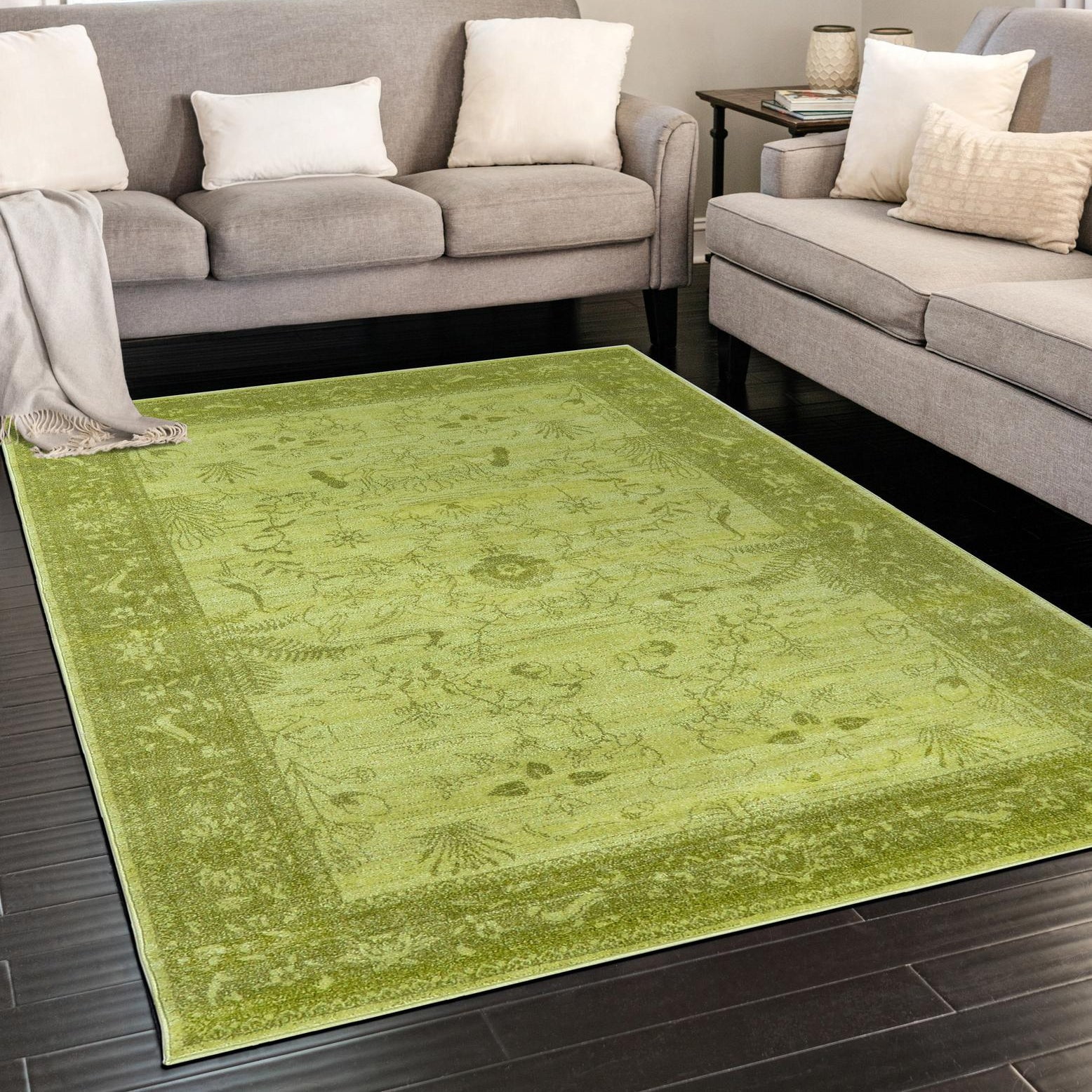 Light Green Floral Synthetic Rectangular Indoor Area Rug