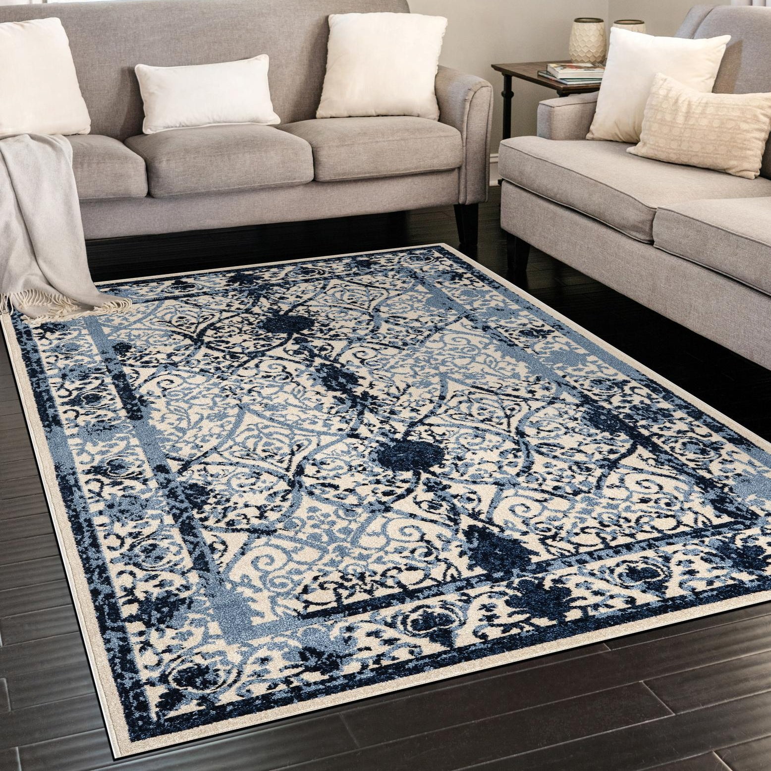 Handmade Ivory and Blue Floral Synthetic 5' x 8' Rectangular Rug