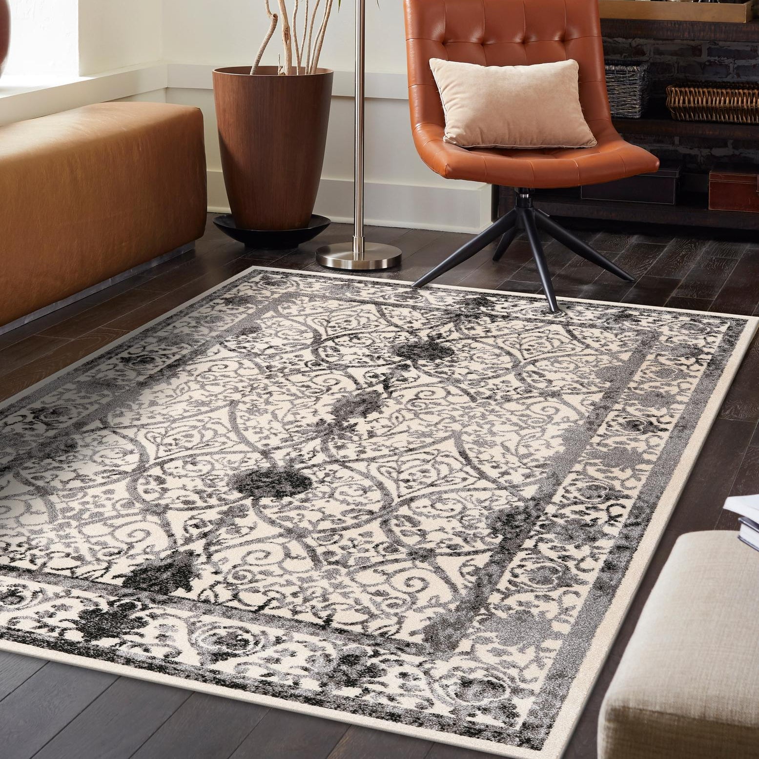 Gray and Ivory Stain-Resistant Rectangular Area Rug 8' x 10'