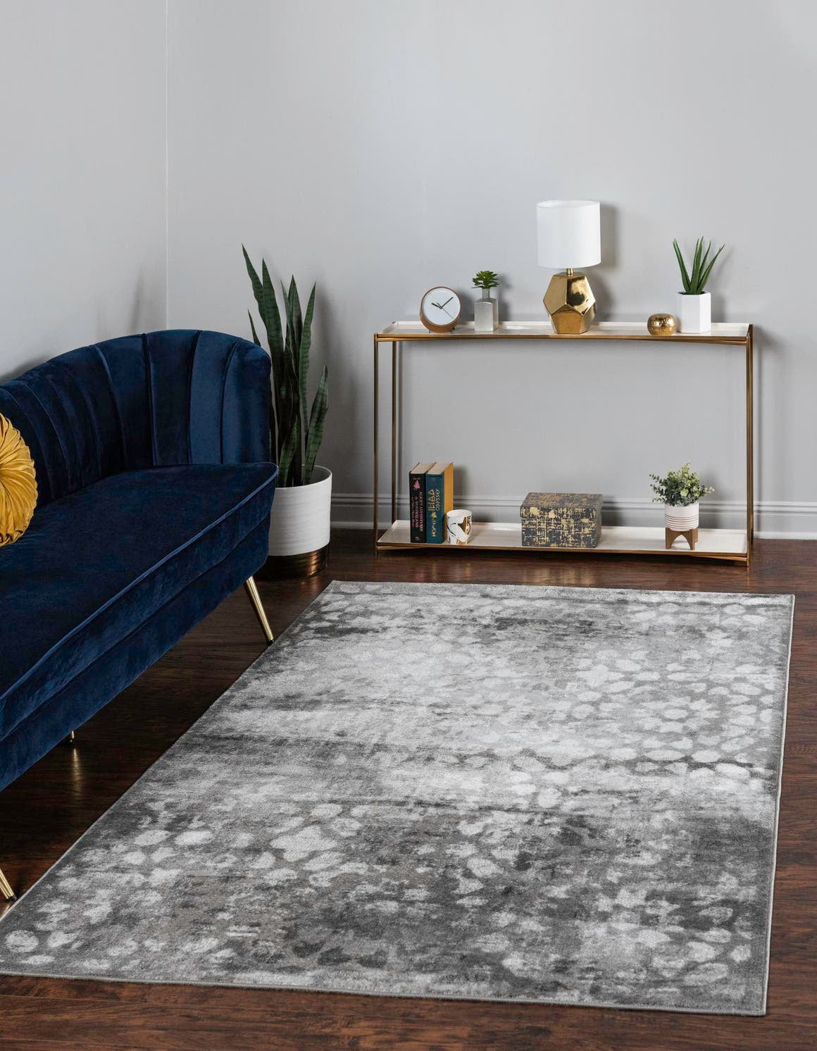 Larvotto Sofia 6'1" x 9' Reversible Gray Indoor Area Rug