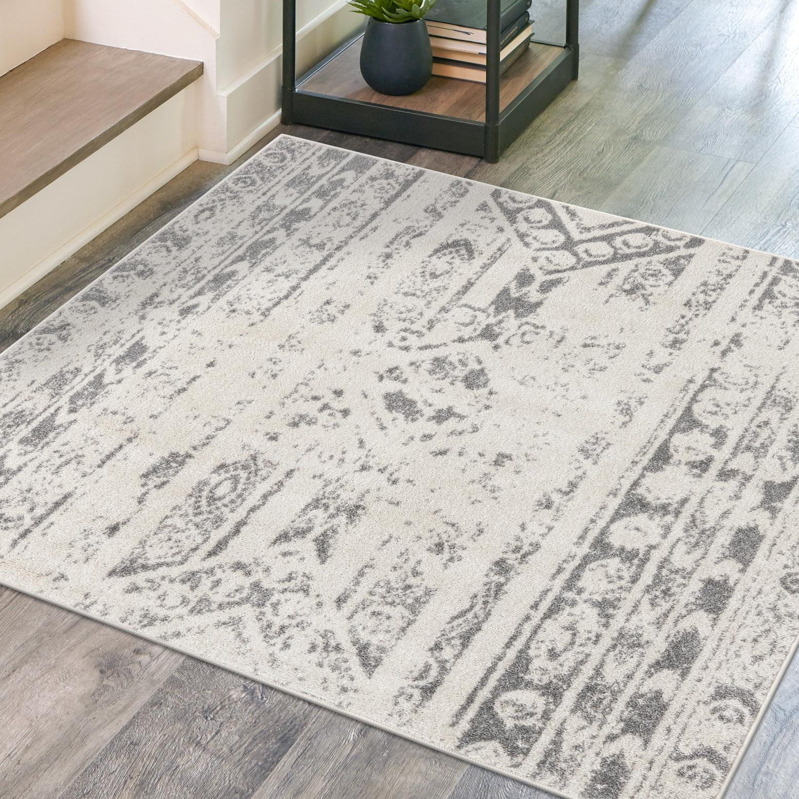 Lennon Ivory and Gray Geometric Square Indoor Area Rug