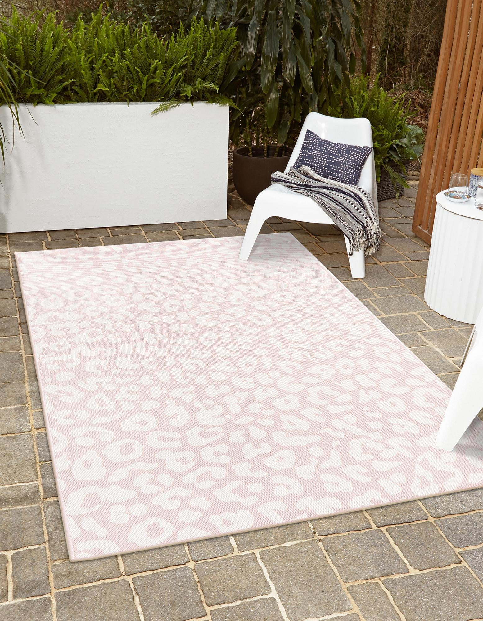 Pink Ivory Rectangular Synthetic Outdoor Animal Print Rug