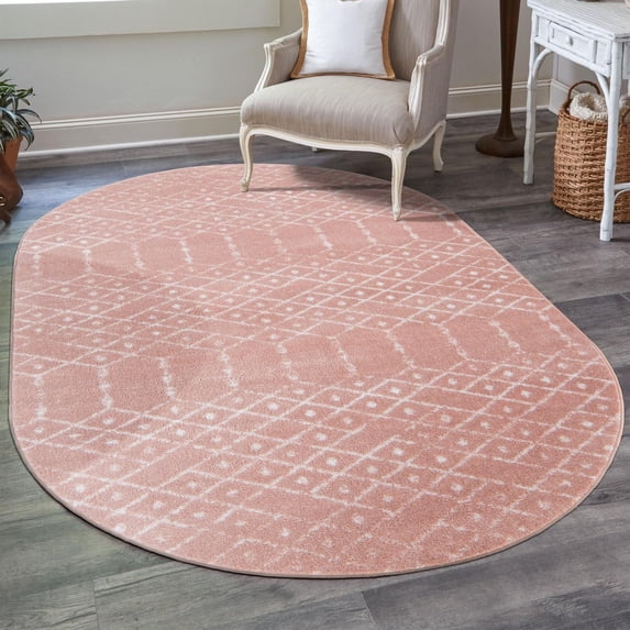 Unique Loom Paxon Trellis Collection Area Rug - Maeve (7' 10" x 10' Oval Rose Pink/Ivory)