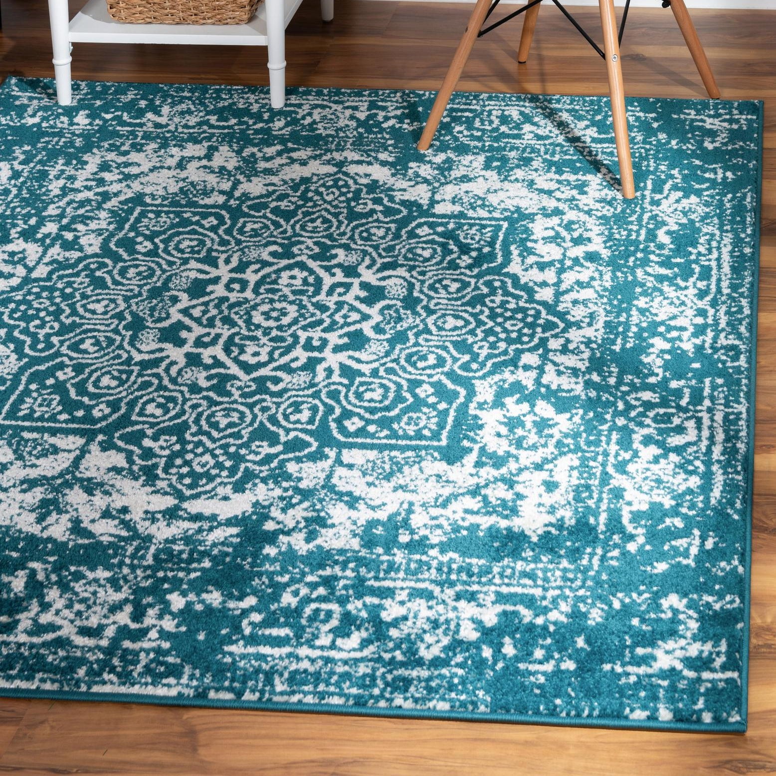 Turquoise and Ivory Square Medallion Indoor Area Rug