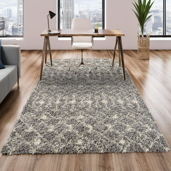 Unique Loom Moroccan Trellis Shag Collection Area Rug - Meknes (5' 3" x 8' Rectangle Gray/Ivory)