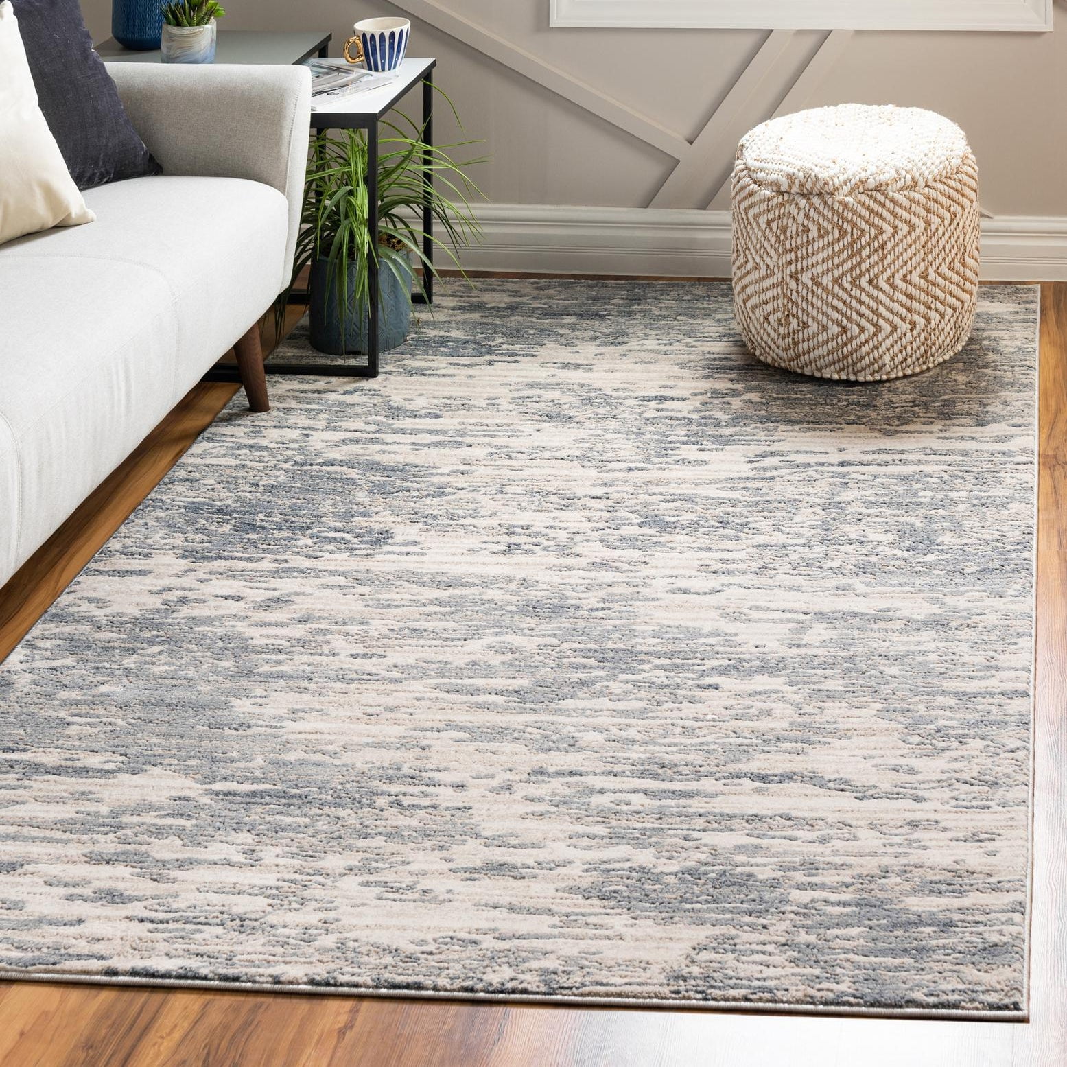Gray and Ivory Abstract Braided Synthetic Rectangular Area Rug 4' x 6'