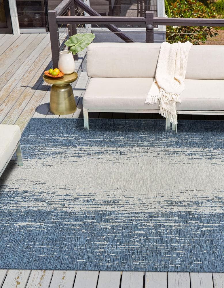 Unique Loom Ombre Outdoor Modern Rug 10' 8 x 10' 8 Square Blue