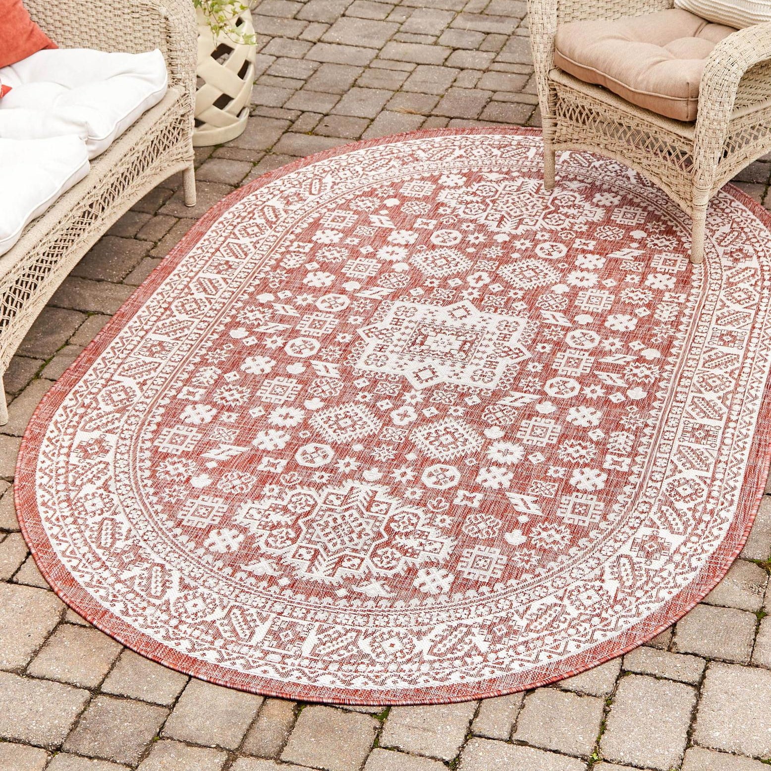 Oval Rust Rug Unique Loom Outdoor Aztec Collection Area Rug - Chalca (5' 3