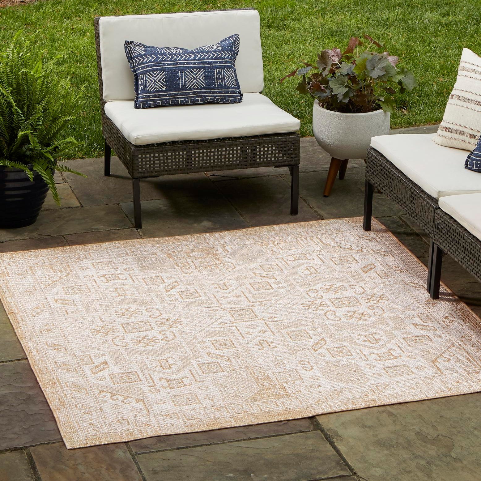 Natural Medallion 5'3" Square Outdoor Aztec Rug in Brown