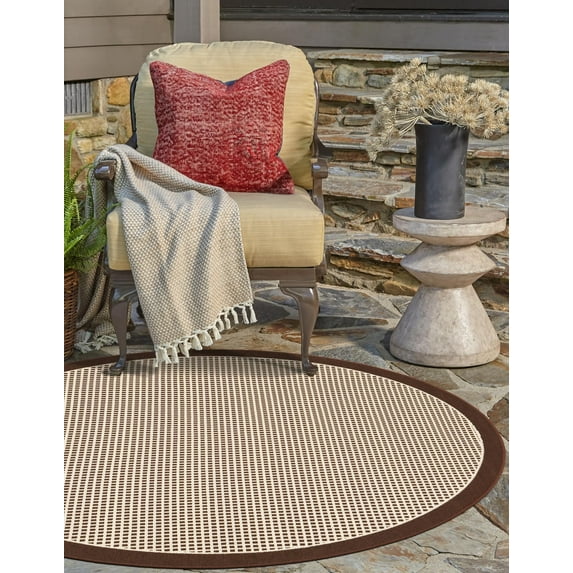 Unique Loom Outdoor Border Collection Area Rug - Frame (7' 10" Round Brown/Ivory)