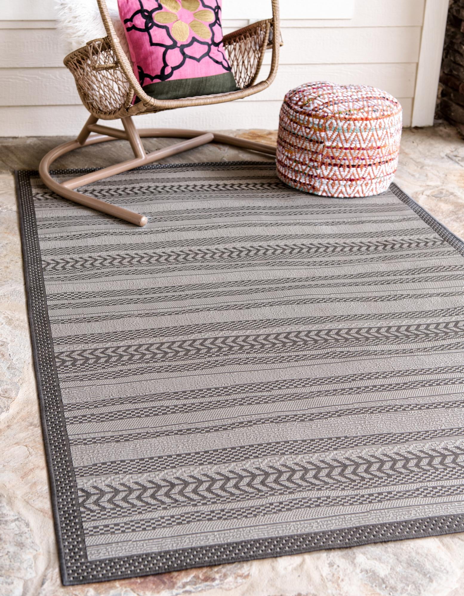 Gray Stripe Rectangular Outdoor Synthetic Rug 3'3" x 5'1"