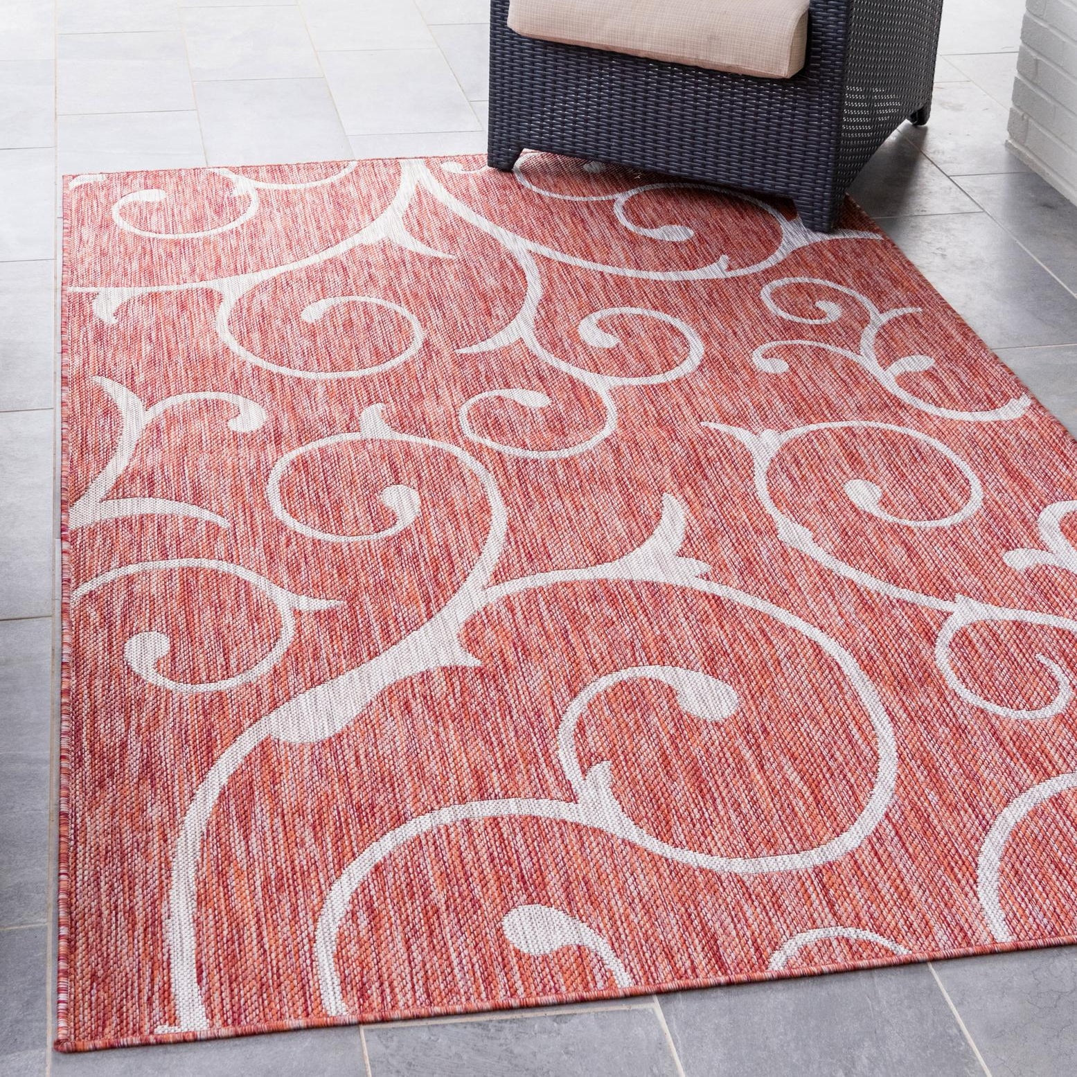 Abstract Elegance 4' x 6' Gray and Orange Synthetic Outdoor Rug