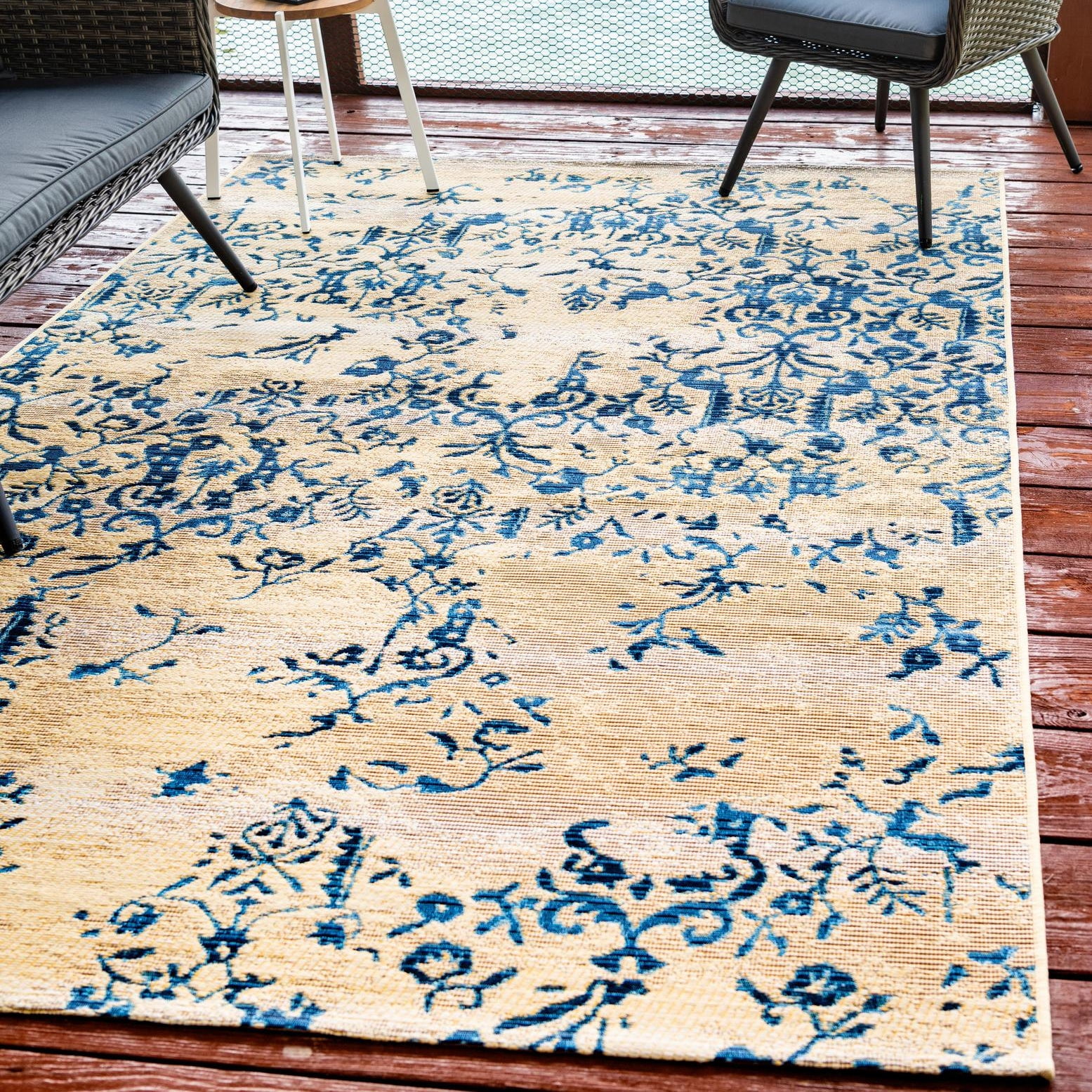 Unique Loom Outdoor Botanical Area Rug – 9'x12' Blue & Ivory 'Curl' Pattern – Durable, Water-Resistant Polypropylene For Patio Or Indoor Use