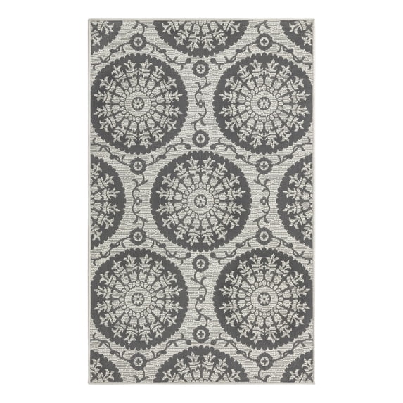 Unique Loom Outdoor Botanical Collection Area Rug - Medallion (3' 3" x 5' 1" Rectangle Gray/Silver)