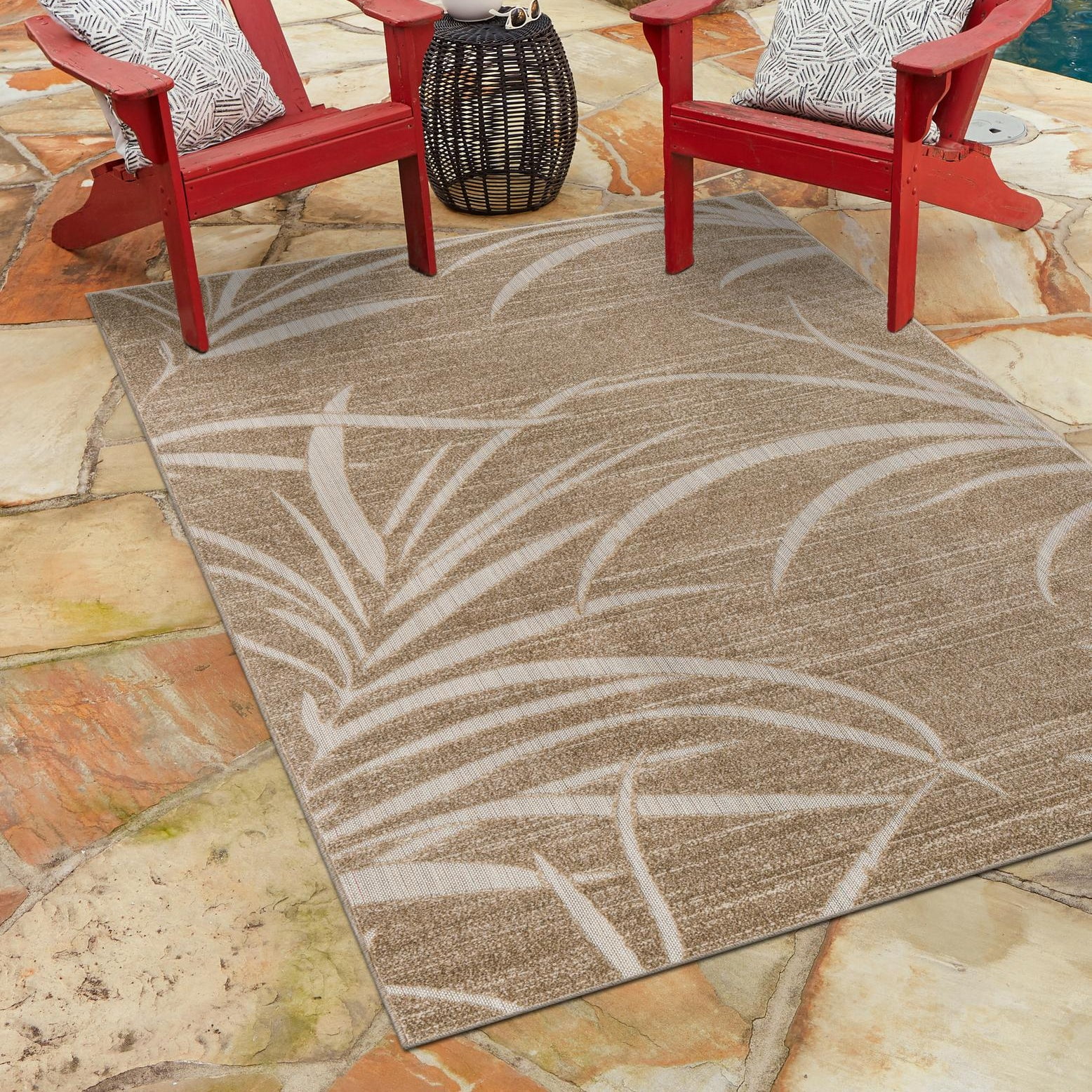 Easycare Abstract Synthetic 6' x 9' Outdoor Rug in Gray