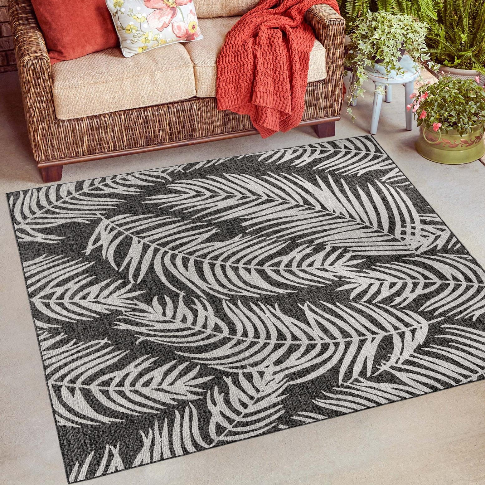 Unique Loom Outdoor Botanical Collection Area Rug - Palm (6' 1